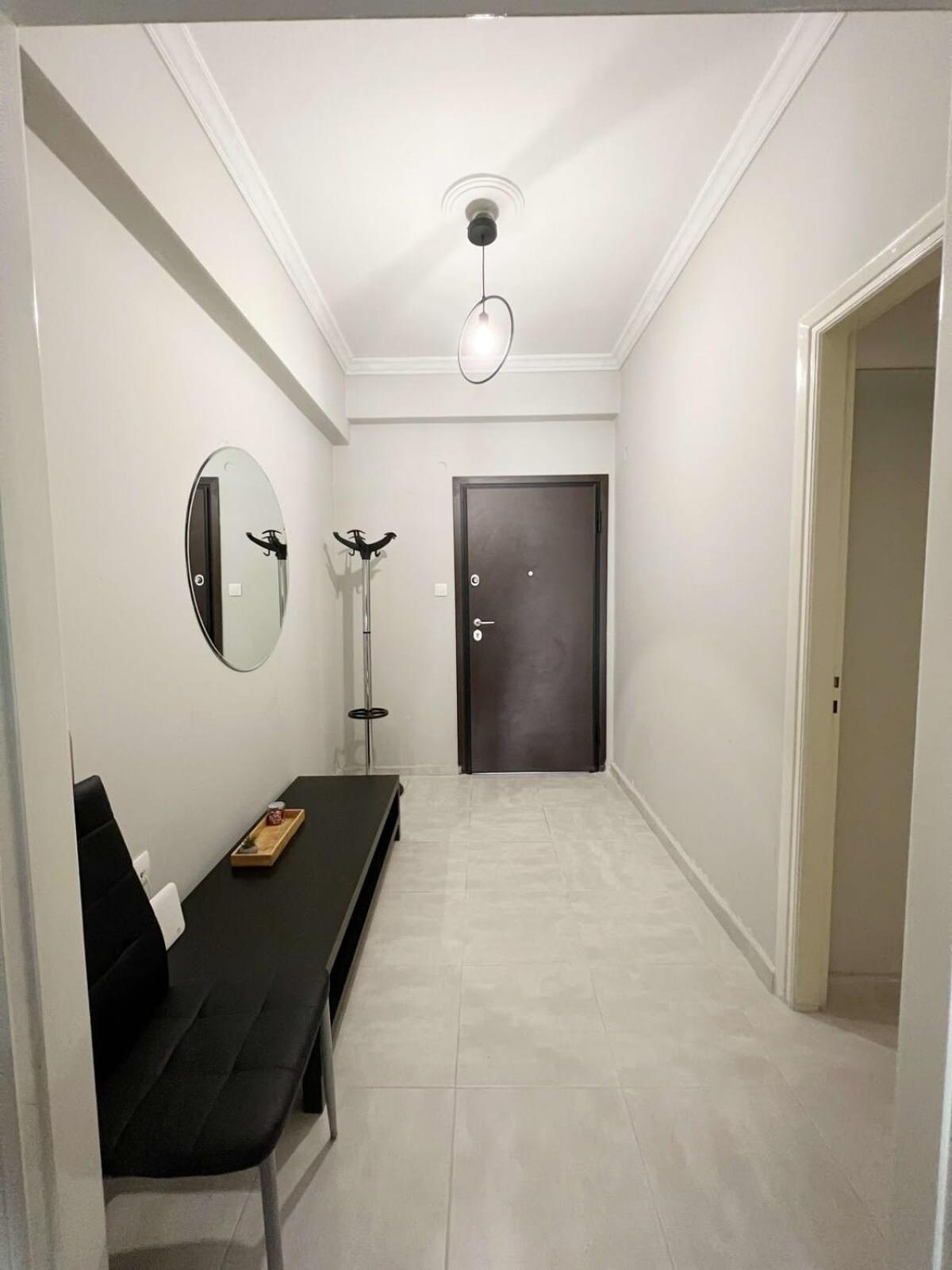 Central Apartment 3' To Metaksourgio Metro Station Atény Exteriér fotografie